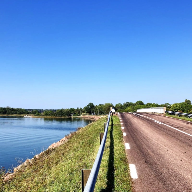 Cyklister på väg till Järsö