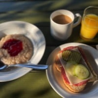 Yksinkertainen ja maukas buffetaamiainen Klobbarsissa