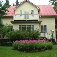 Lyckliga Lotta's B&B