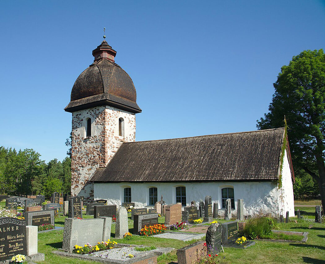 Vårdö kirche